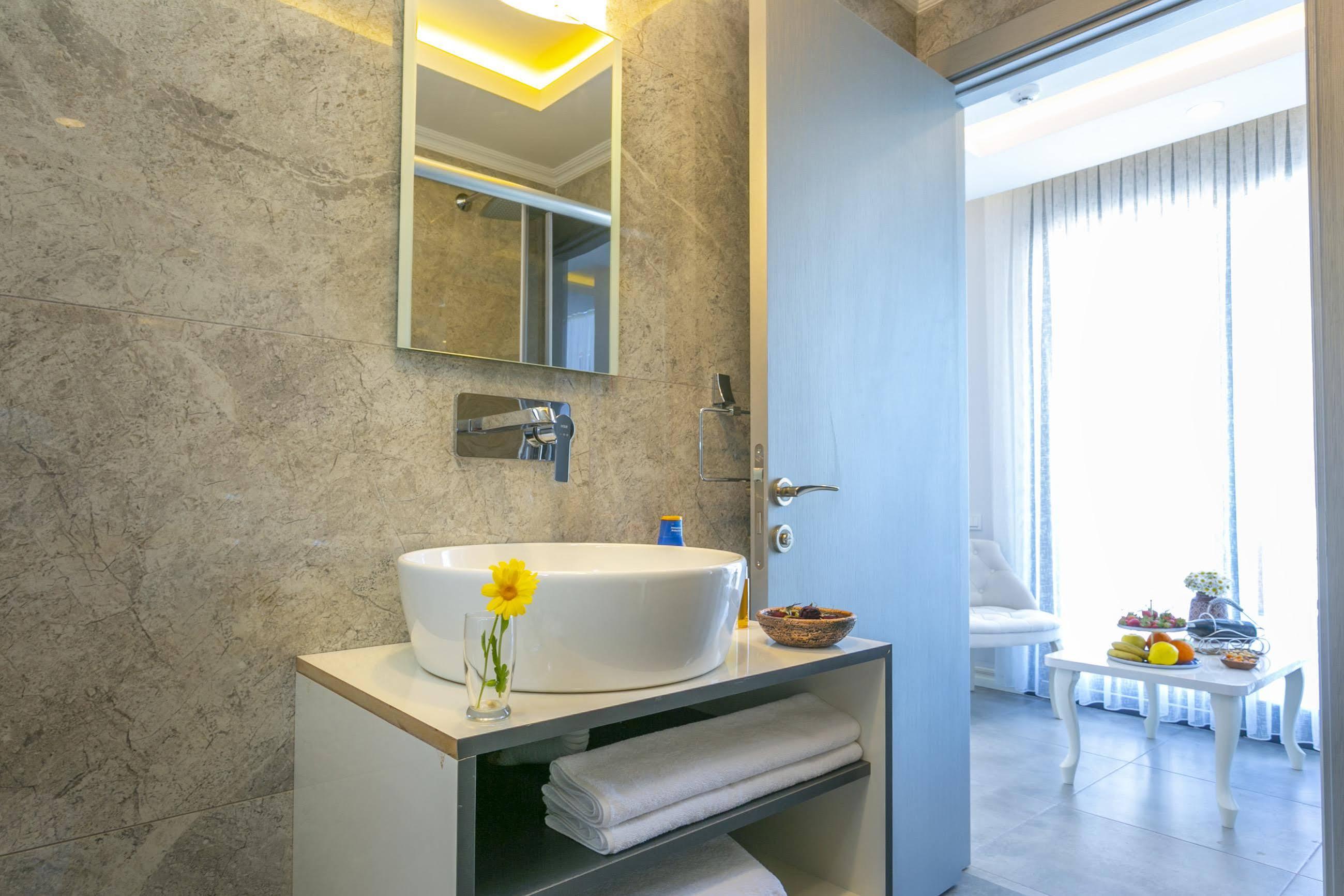 Monastery Suites Hotel-Fethiye Ölüdeniz Eksteriør billede
