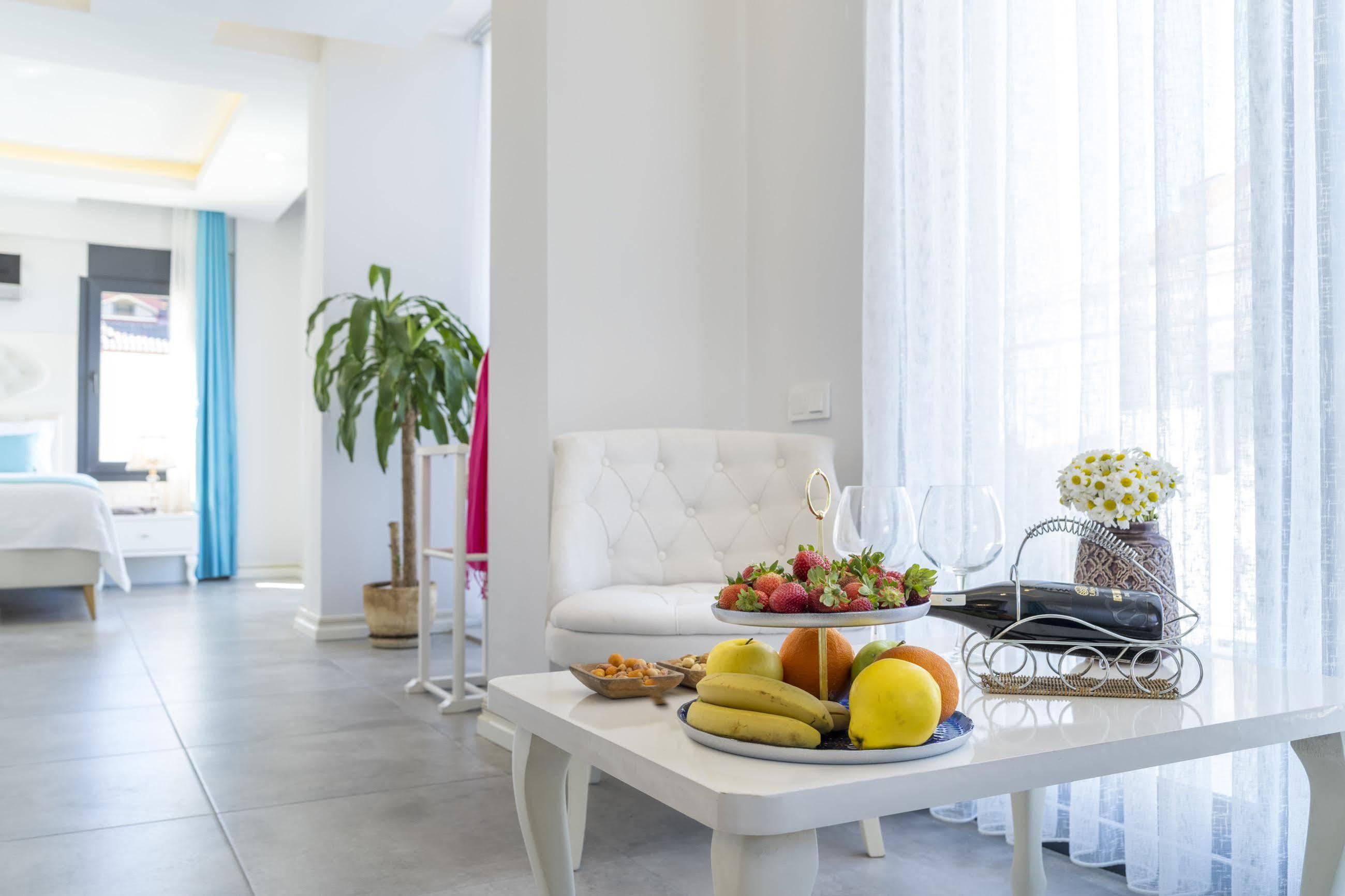 Monastery Suites Hotel-Fethiye Ölüdeniz Eksteriør billede